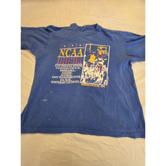 NCAA Basketball 1991 Vintage Short Sleeve T-Shirt Size Large Single Stitch - Picture 1 of 5